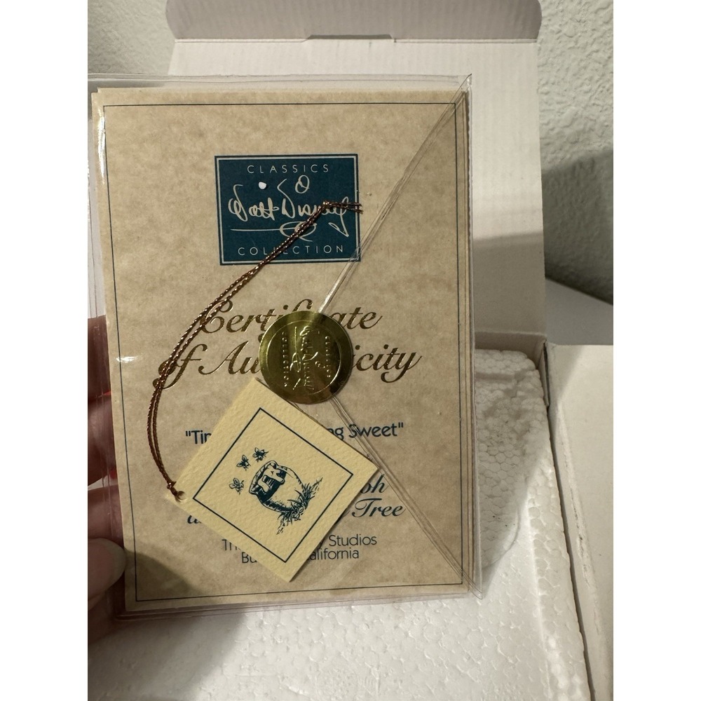 WDCC Disney Statue Winnie the Pooh Time for Something Sweet New RARE M - Picture 7 of 10